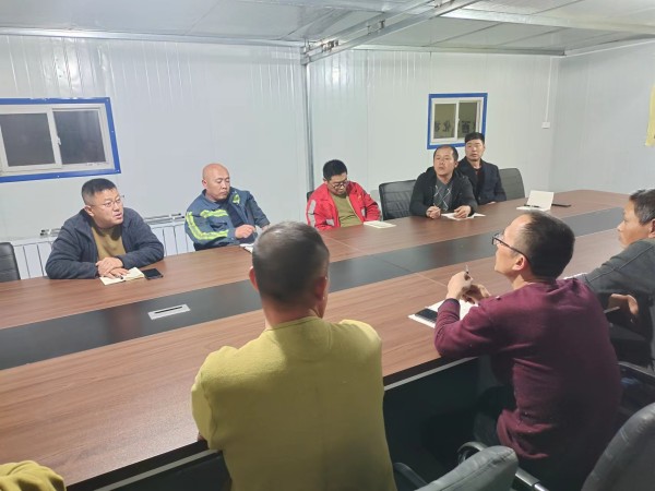 陕煤建设机电安装公司：师徒传帮带，携手共成长