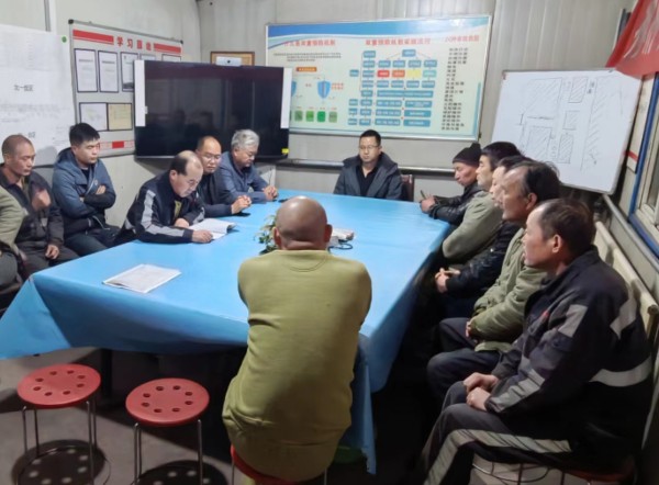 陕煤建设机电安装公司神府项目部:抓好冬期安全,加强作业防护