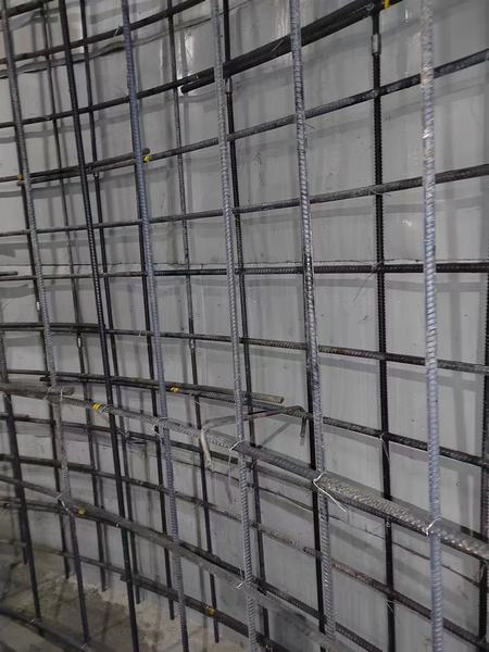 陕煤建设矿建二公司文家坡煤矿李家沟进风立井井筒内壁施工任务圆满完成