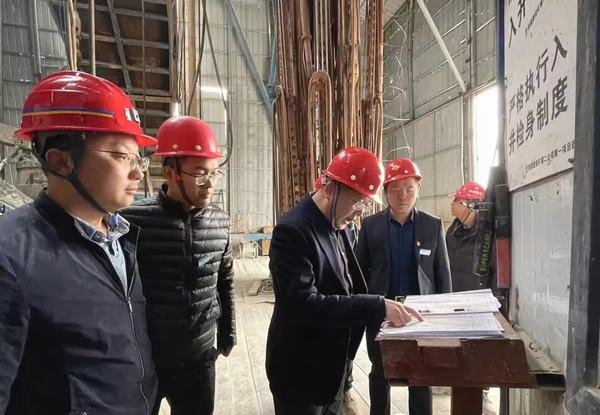 陕西彬长胡家河矿业有限公司董事长前往陕煤建设矿建二公司第一项目部检查指导工作