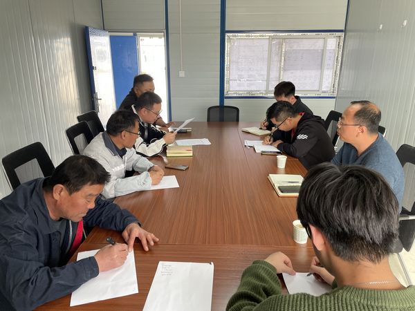 陕煤建设天工公司新疆第一项目部：靶心向内挖潜力，开足马力搞建设