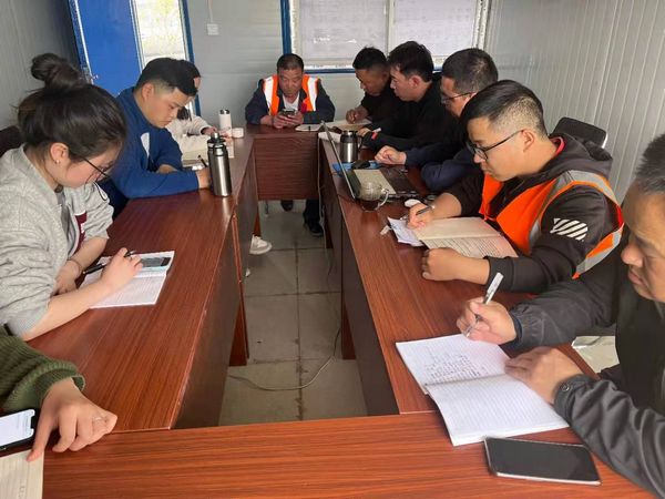 陕煤建设天工公司新疆第一项目部:青年员工“充电”正当时