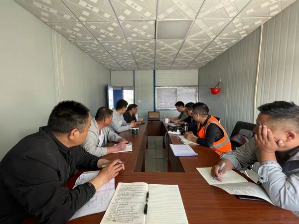 陕煤建设天工公司新疆第一项目部：工资有“薪”招，培训用“新”招，管理用“心”招纳劳务派遣工