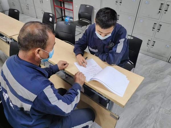 陕煤建设洗选煤运营公司红柳林洗煤厂项目部： “帮教+”保安全 促生产