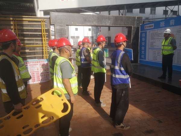 陕煤建设铜煤公司触电演练进行时！