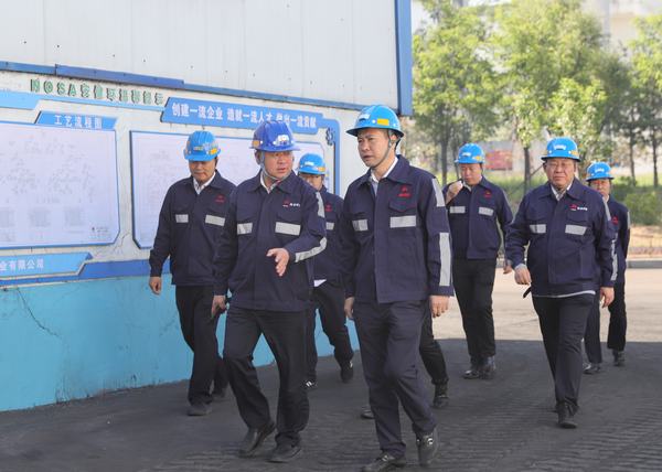 赵敬凯在党建联系点讲授主题教育专题党课并调研指导现场工作