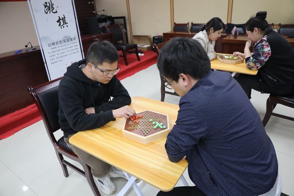 陕煤建设路桥分公司工会：温度增加幸福“厚度”