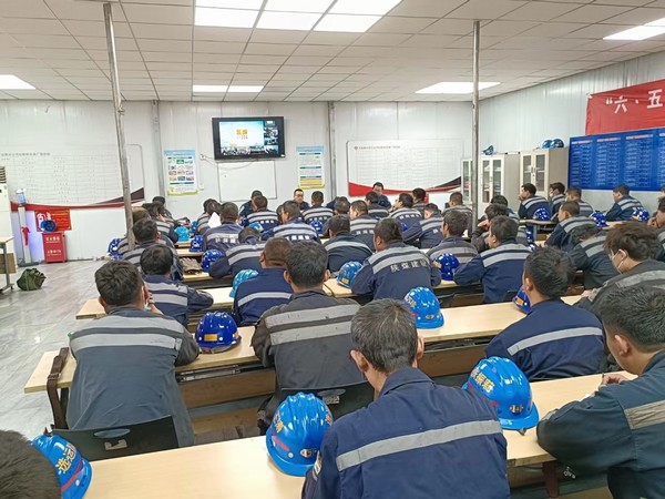 陕煤建设洗选煤运营公司红柳林洗煤厂项目部： 迸发合力 筑牢安全生产屏障