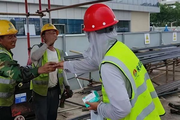 陕煤建设天工公司土建七部：战高温不服“暑”，保进度献“凉”策