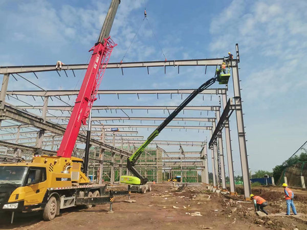 陕煤建设汉中分公司各项目部战高温 保生产 在行动