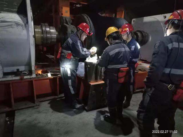 陕煤建设韩城分公司践行“四个倡导”见实效之倡导做一名创新型实干型管理者