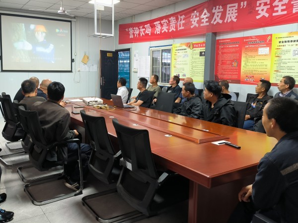 陕煤建设机电安装公司建庄项目部以培训提升职工安全应急技能