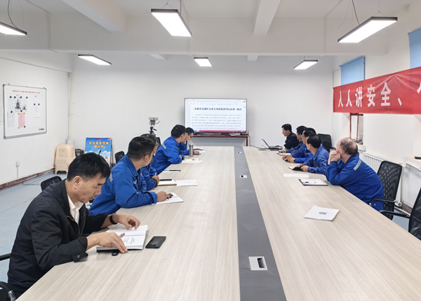 陕煤建设矿建三公司：多举措应对“秋老虎”