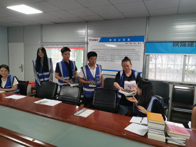 陕煤建设韩城分公司土建十一项目部：开展“沐浴书香 共同成长”全民阅读活动