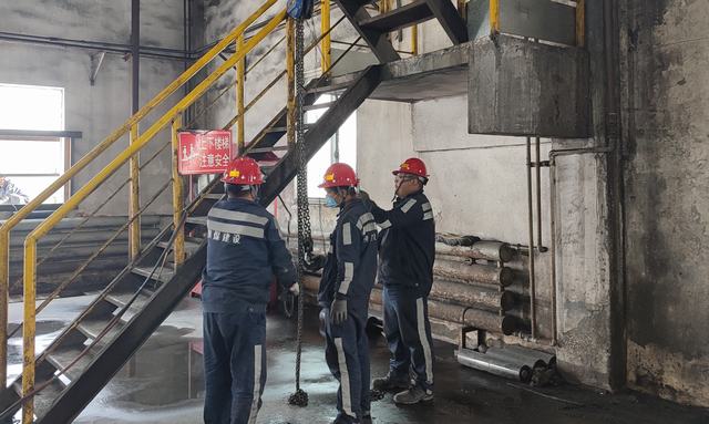 陕煤建设洗选煤运营公司第五项目部顺利完成了陕西小保当矿业公司选煤厂7部胶带机带面更换工程