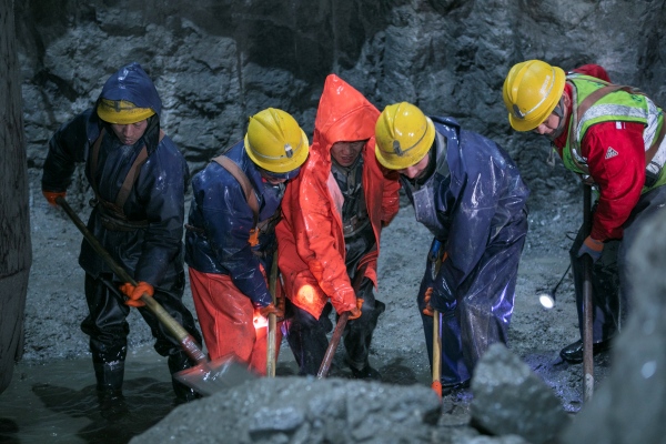 陕煤建设矿建三公司：铆足干劲，进尺逆势上扬！