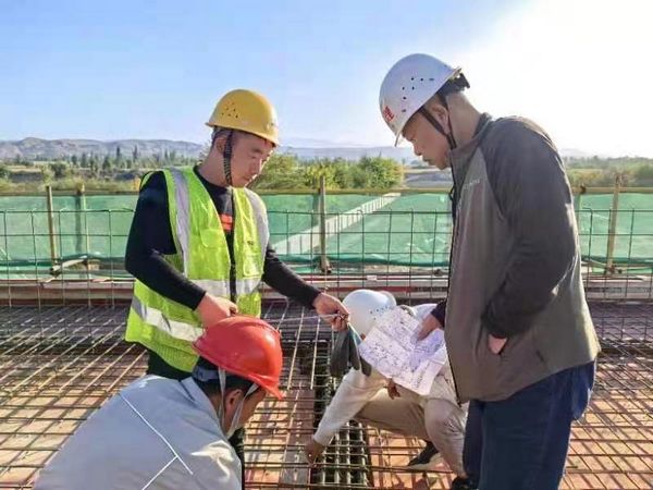 陕煤建设新疆第一项目部：凝心聚力赶工期，追赶超越“拼”成效