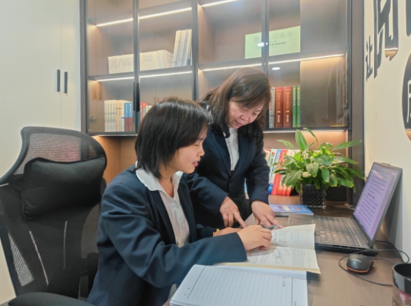 陕煤建设矿建三公司：“宝藏”读书角，解锁阅读学习“新姿势”