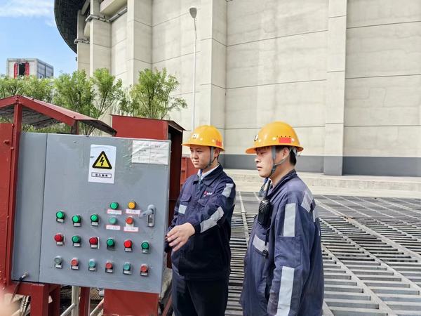 陕煤建设洗选煤运营公司神渭蒲城运营项目部：消防常检查 绷紧“防火弦”