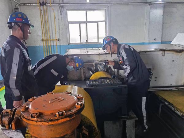 陕煤建设洗选煤运营公司红柳林洗煤厂项目部：压实责任不断档 抓牢安全不断线