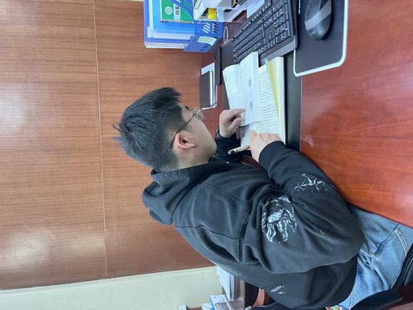 陕煤建设煤矿运营服务分公司：让手抄学习还原文化真谛