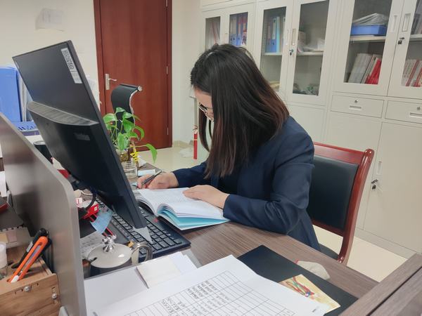 激发阅读热情 共享知识盛宴