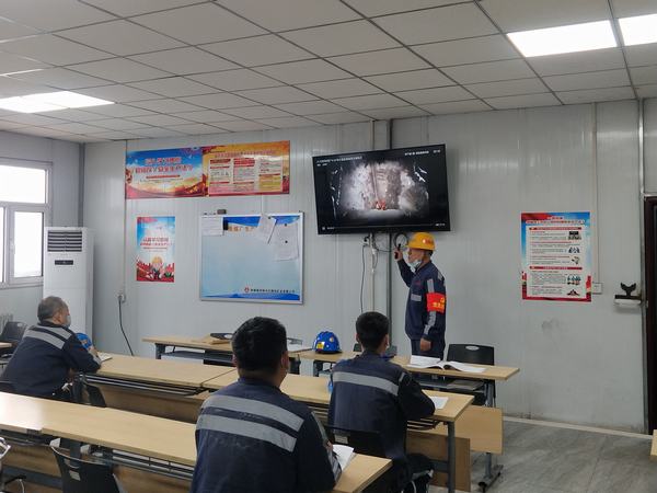 陕煤建设洗选煤运营公司红柳林洗煤厂项目部：从“小细节”防“大火灾”