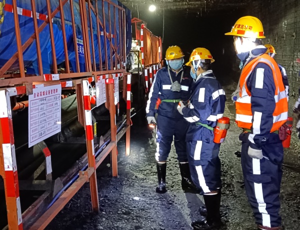 陕煤建设矿建三公司：落实“硬措施”打响安全“攻坚战”