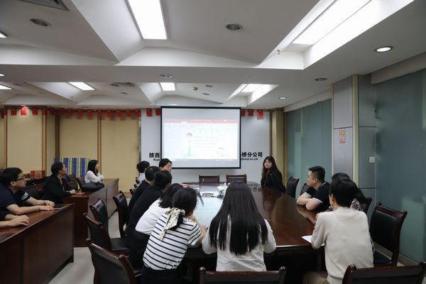 陕煤建设路桥分公司组织开展《职业病防治法》宣传周活动