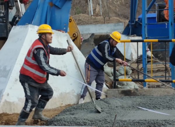 陕煤建设矿建三公司：今天，C位是TA!