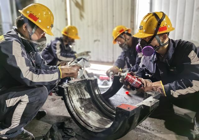 陕煤建设洗选煤运营公司神渭蒲城运营项目部:攻坚克难大检修 齐心协力保生产