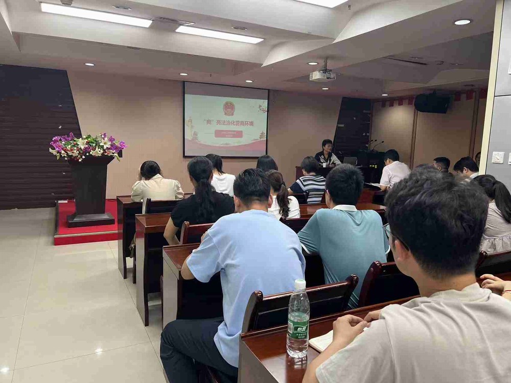 陕煤建设多举措开展“民法典宣传月”活动