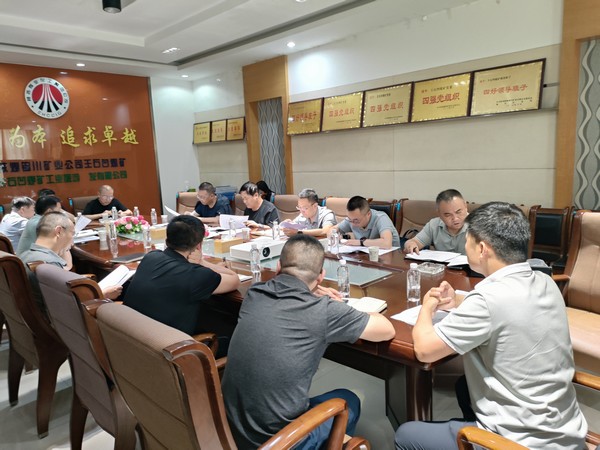 陕煤建设铜煤公司第三项目部承建的王石凹煤矿工业遗址公园煤炭科技博物馆项目顺利通过竣工验收