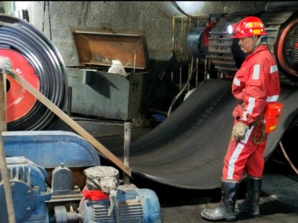 陕煤建设机电安装公司曹家滩项目部提前24小时完成10项检修任务