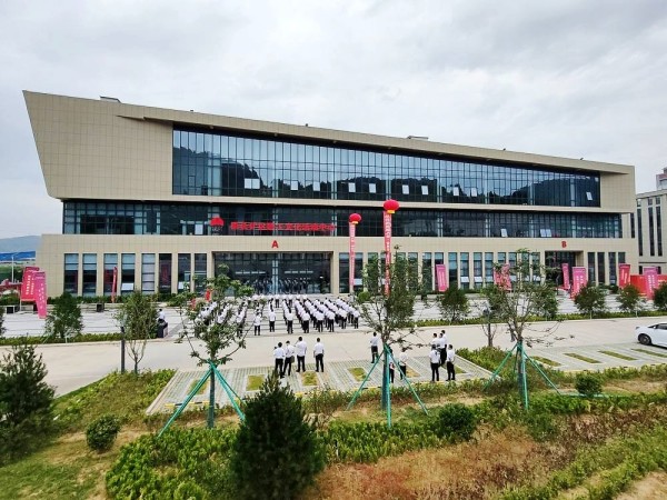 陕煤建设渭南分公司承建的彬长矿区职工文化活动中心顺利交付使用