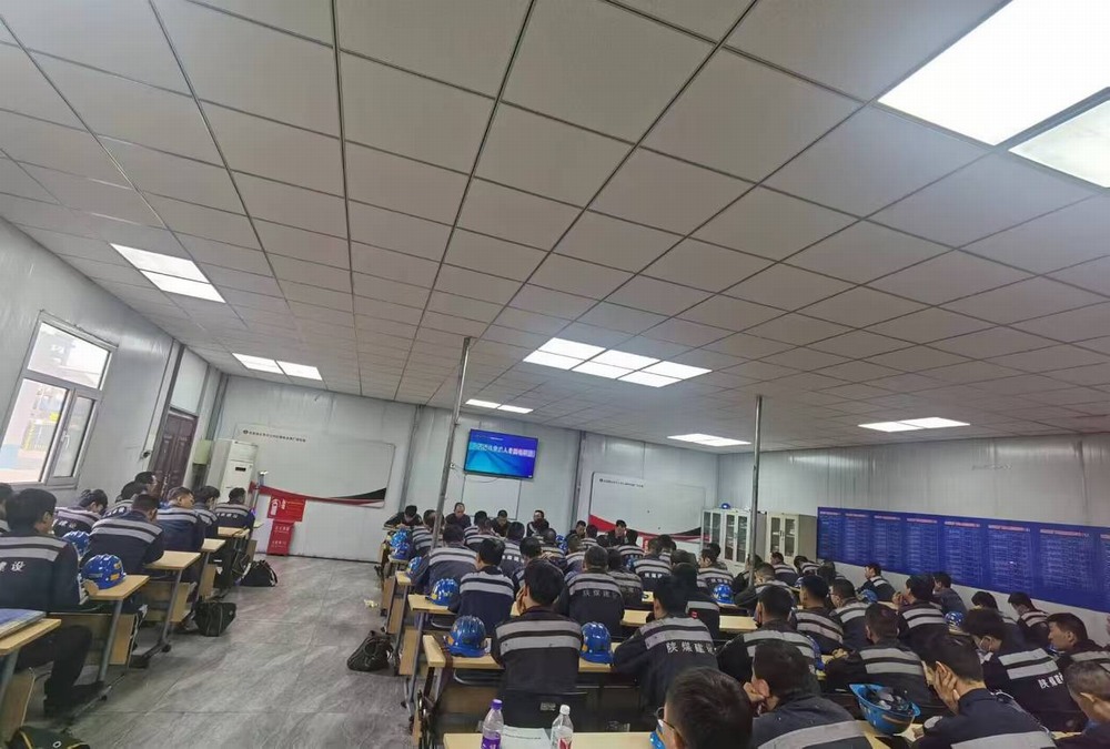 陕煤建设洗选煤运营公司红柳林洗煤厂项目部： 织密管理“颗粒度”  打好安全“收官战”