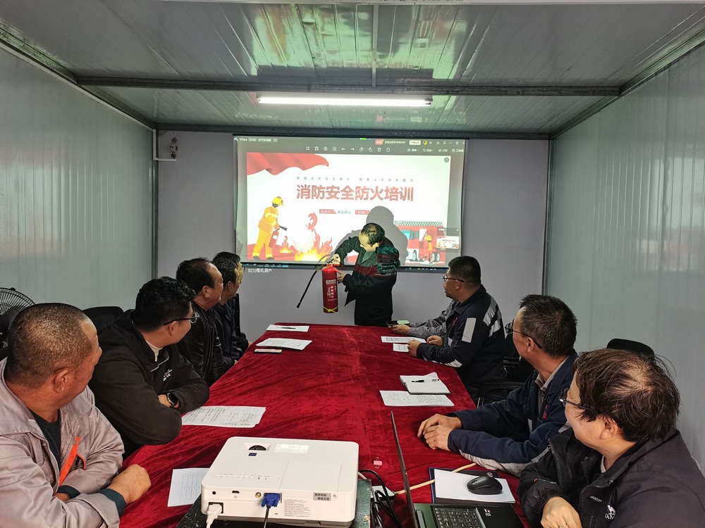 陕煤建设韩城分公司土建九项目部： 瞧，保消防安全 他们这么做