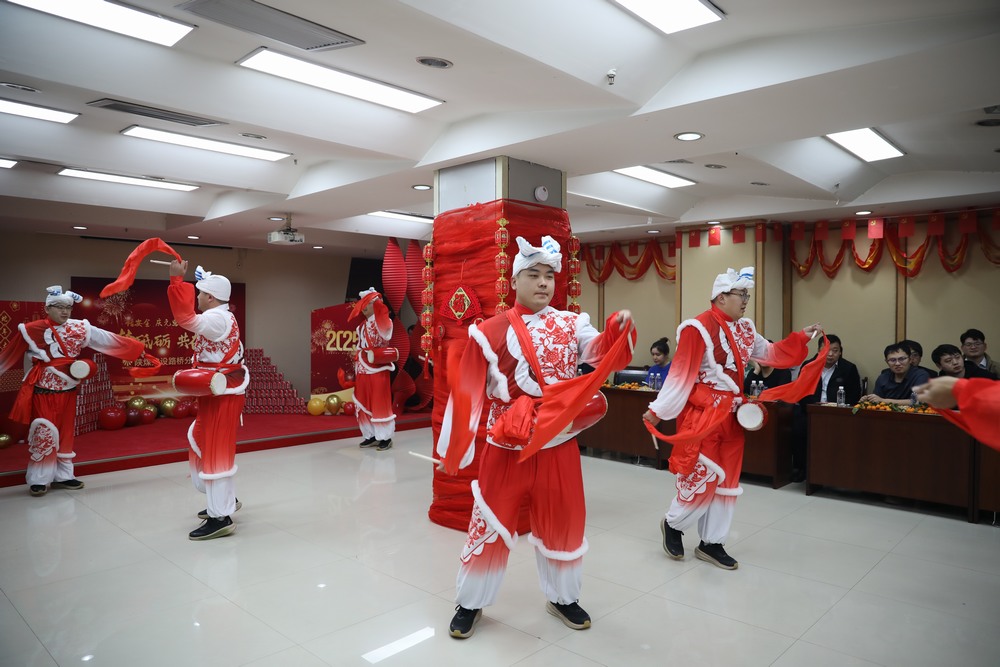 陕煤建设路桥分公司开展“话安全、庆元旦、迎新春”游艺联欢会