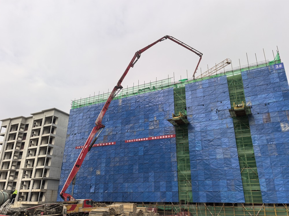 实力彰显！陕煤建设天工公司承建的大秦·山水逸境项目全部工程主体结构顺利封顶