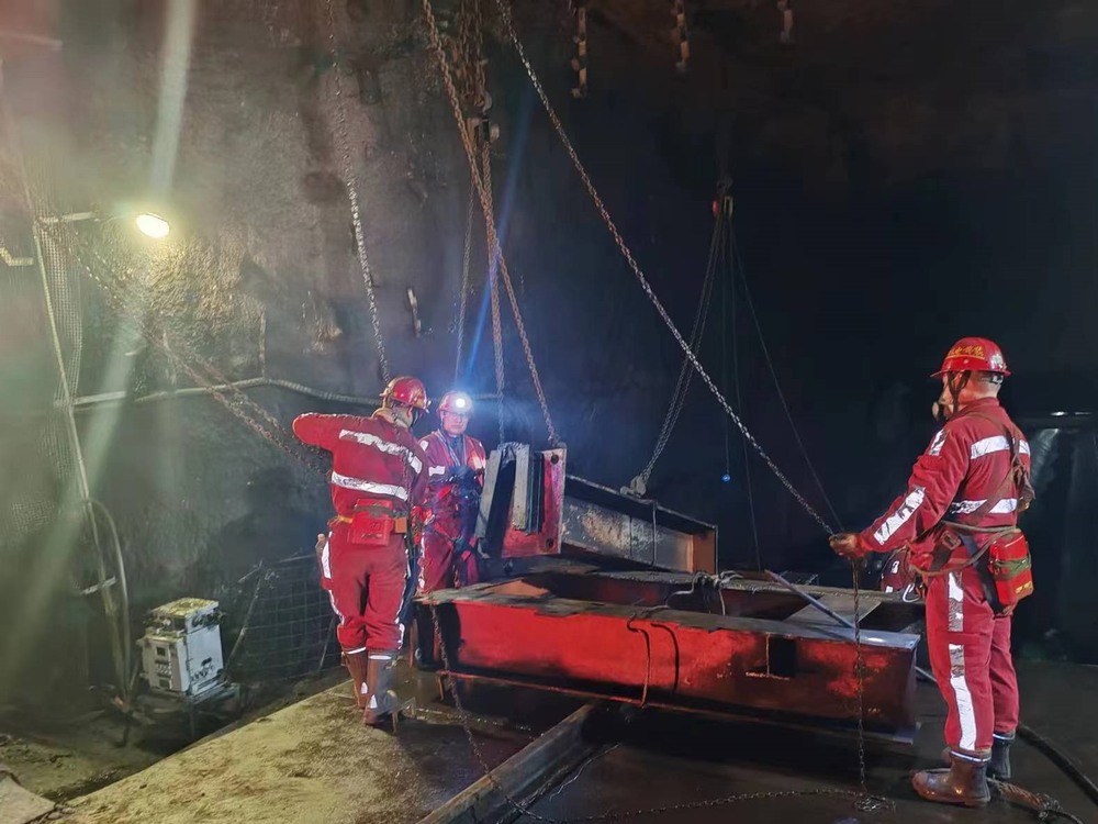 陕煤建设机电安装公司：岗位上的春节，他们的坚守很 “燃”