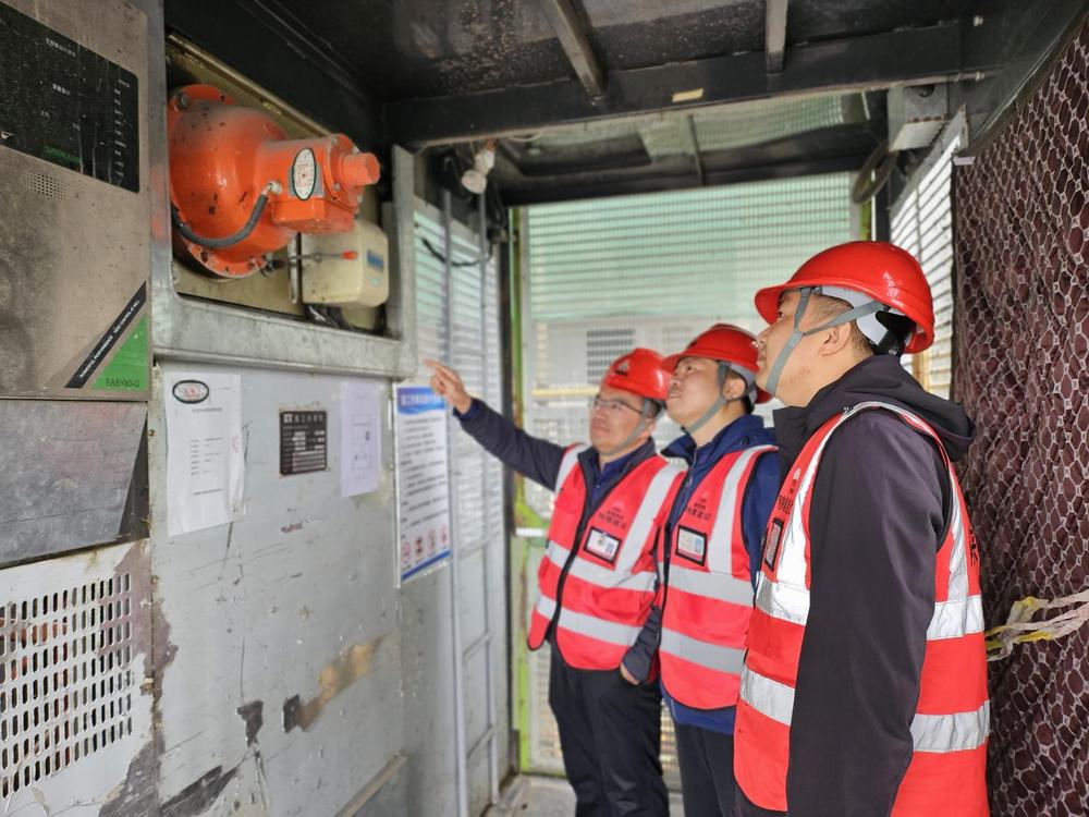 陕煤建设榆林公司第十六项目部：“三位一体”筑防线  严抓细管守平安