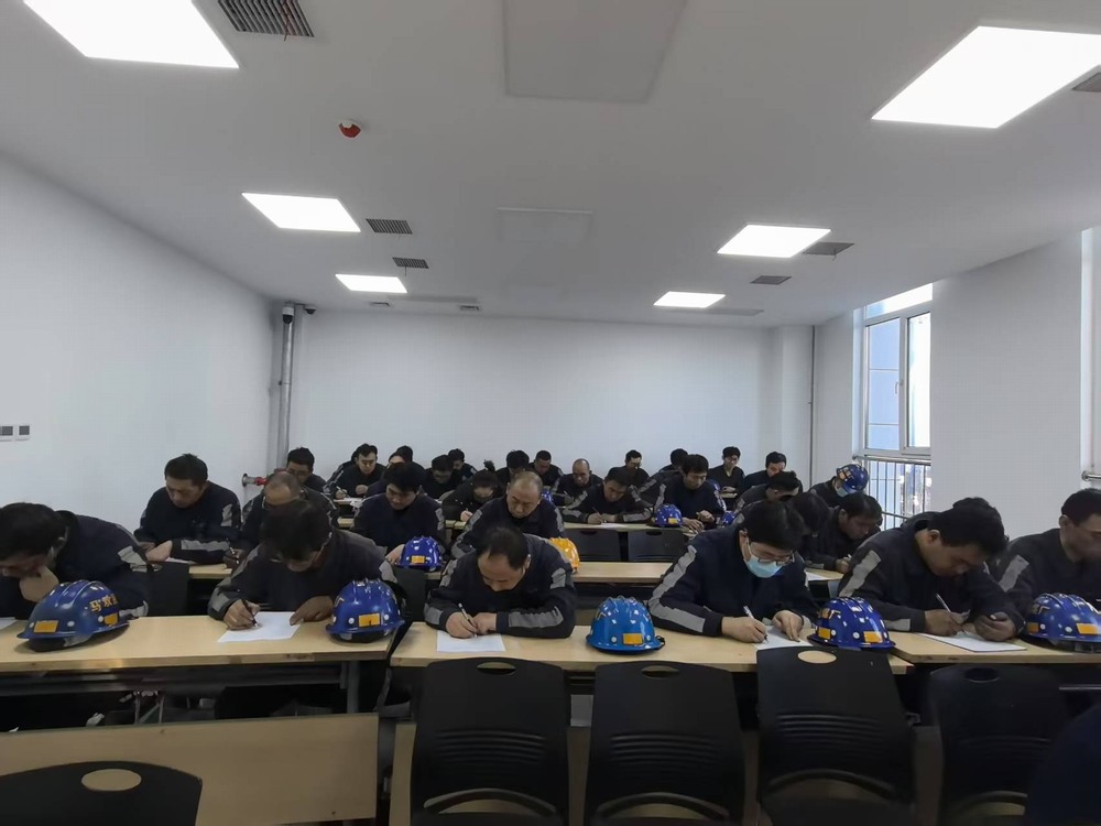 陕煤建设洗选煤运营公司红柳林洗煤厂项目部：撬动人才引领“新引擎，赋能现场管理“谱新篇”