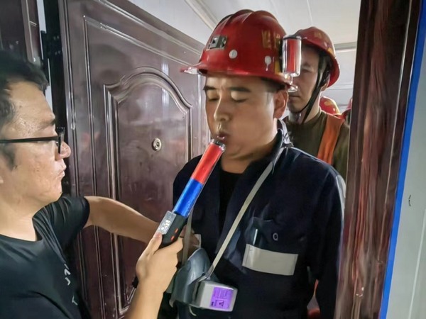 陕煤建设煤矿运营服务分公司：班组长的精准管理“方程式”