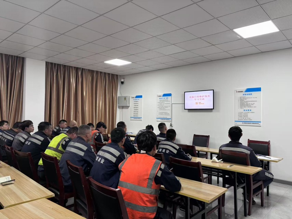 陕煤建设洗选煤运营公司榆阳运营项目部：精修细养降能耗，设备运维创效能