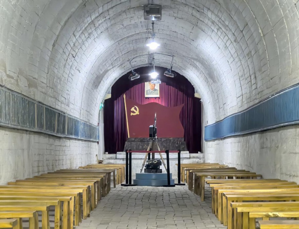 陕煤建设铜煤公司:探访“地下长城” 汲取红色力量