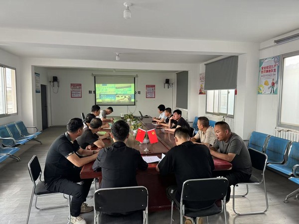 陕煤建设煤矿运营服务分公司：安全意识送进班组家庭 守护安全“家”速度