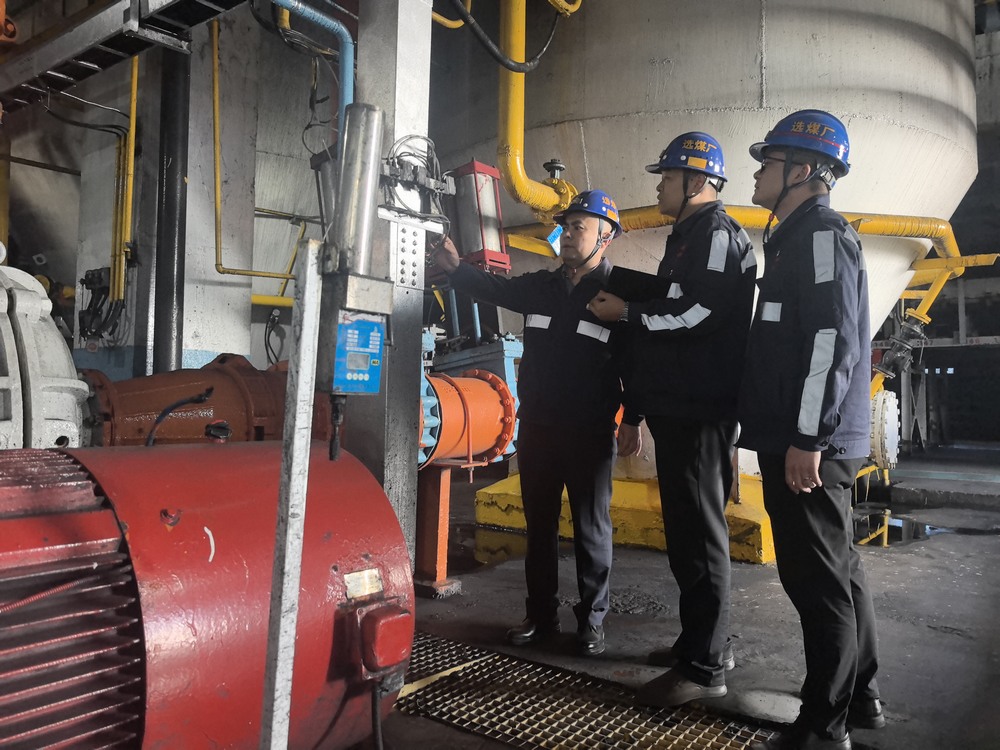 陕煤建设洗选煤运营公司红柳林洗煤厂项目部：高温淬炼初心 坚守筑牢防线