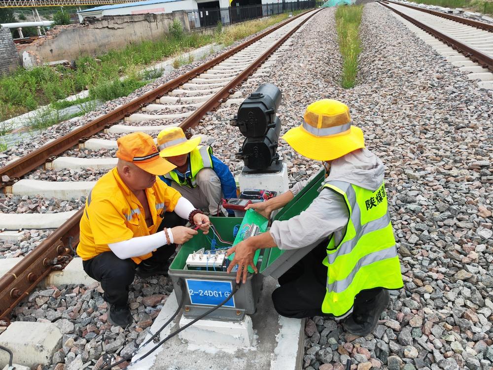 “路”途坦荡！陕煤建设路桥分公司黄陵项目部“组合拳”齐发力