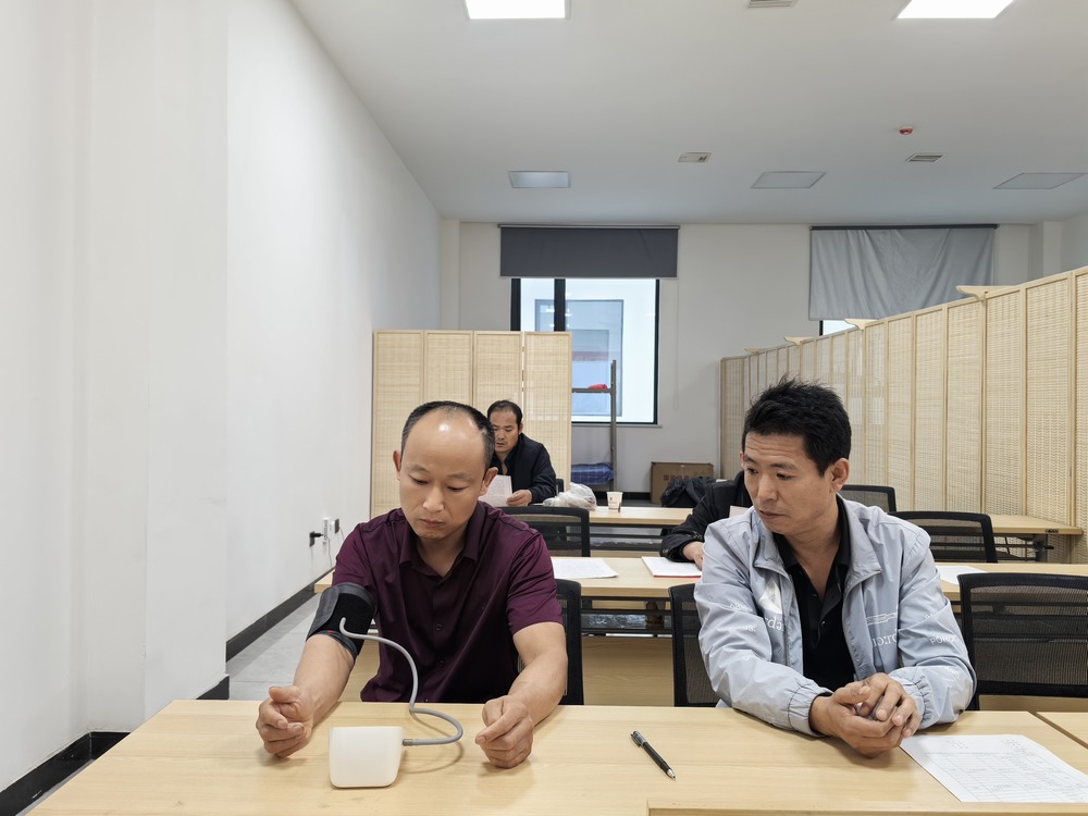 陕煤建设矿建二公司：班前会“添新招”，筑牢安全“防护网”