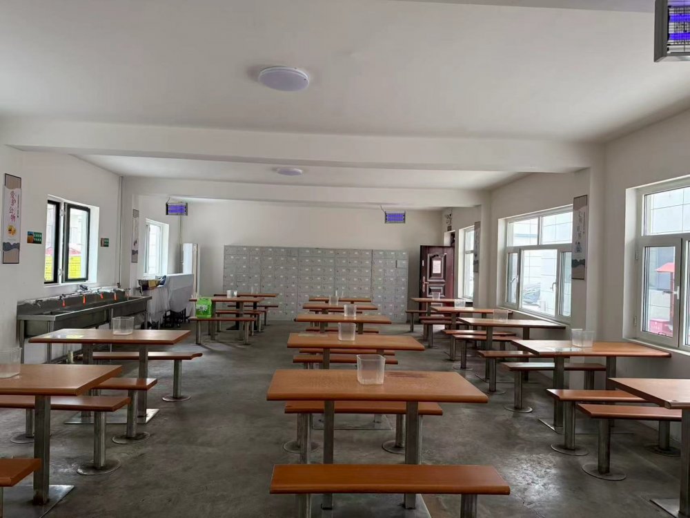 陕煤建设煤矿运营服务分公司:量体裁衣传温情 食宿提质助前行